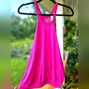 FABLETICS Open back tanktop/halter with string back